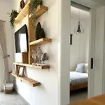 Teak Charm 2-br Λάρνακα